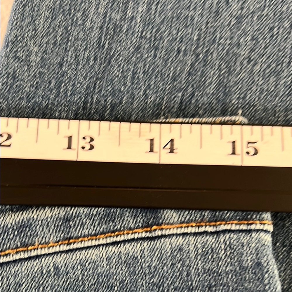 Gloria Vanderbilt Amanda Women's Blue Original Slimming Jean Size 10 P short - Picture 4 of 16